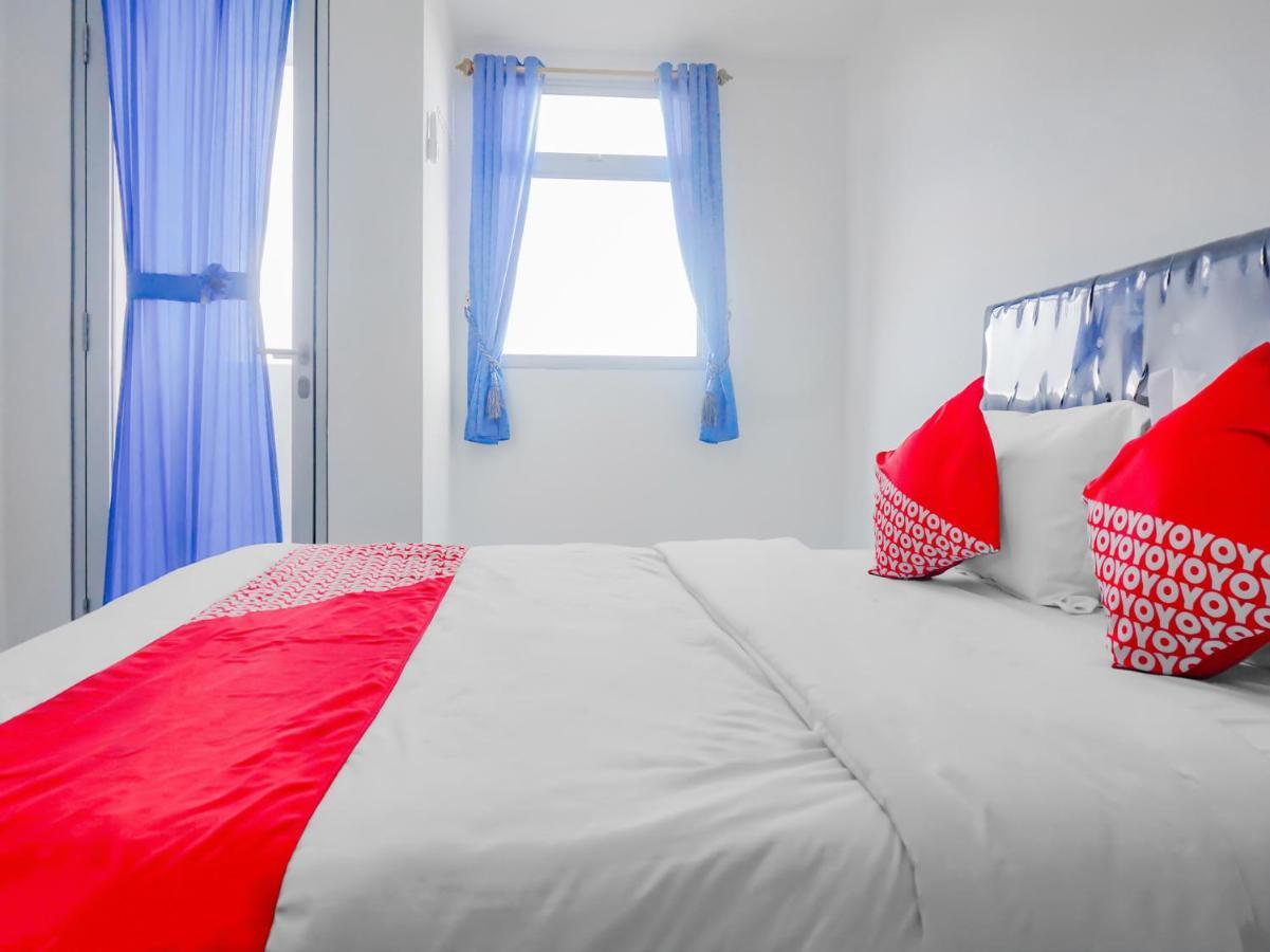 Oyo 90241 Sirooms Apartmen Gunung Putri ボゴール エクステリア 写真